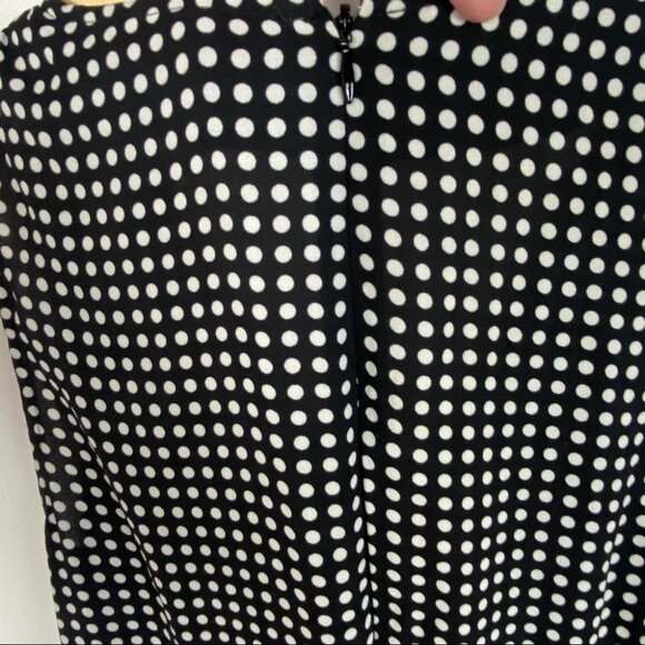 Donna Morgan Black White Polka Dot Print Jumpsuit Tie Waist Size 6 V-Neck Boho - Picture 7 of 9